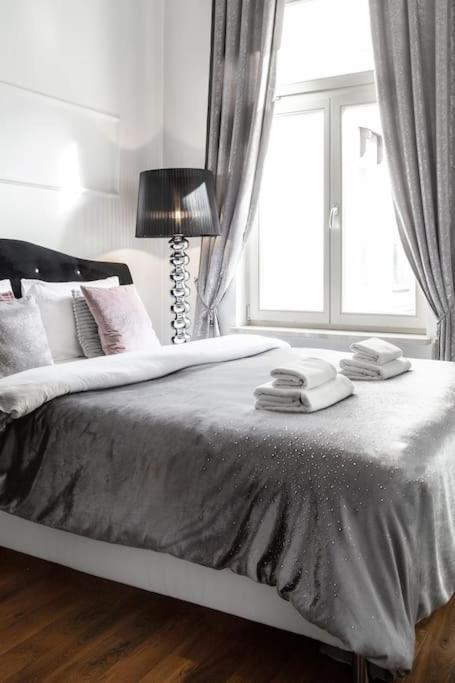 Househost Apartment:Lobzowska 22 Cracovia Esterno foto