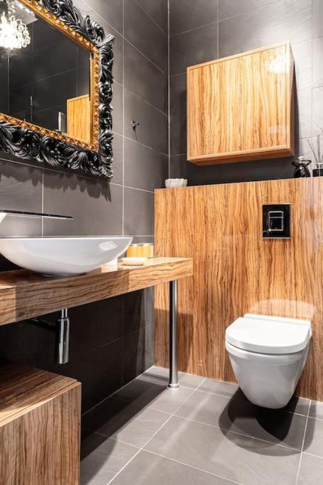 Househost Apartment:Lobzowska 22 Cracovia Esterno foto